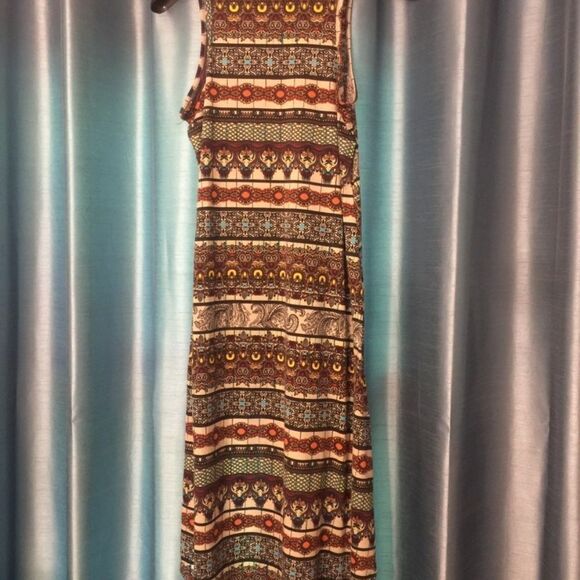 High-Low Jennifer Lauren Dress!  - Picture 4 of 4